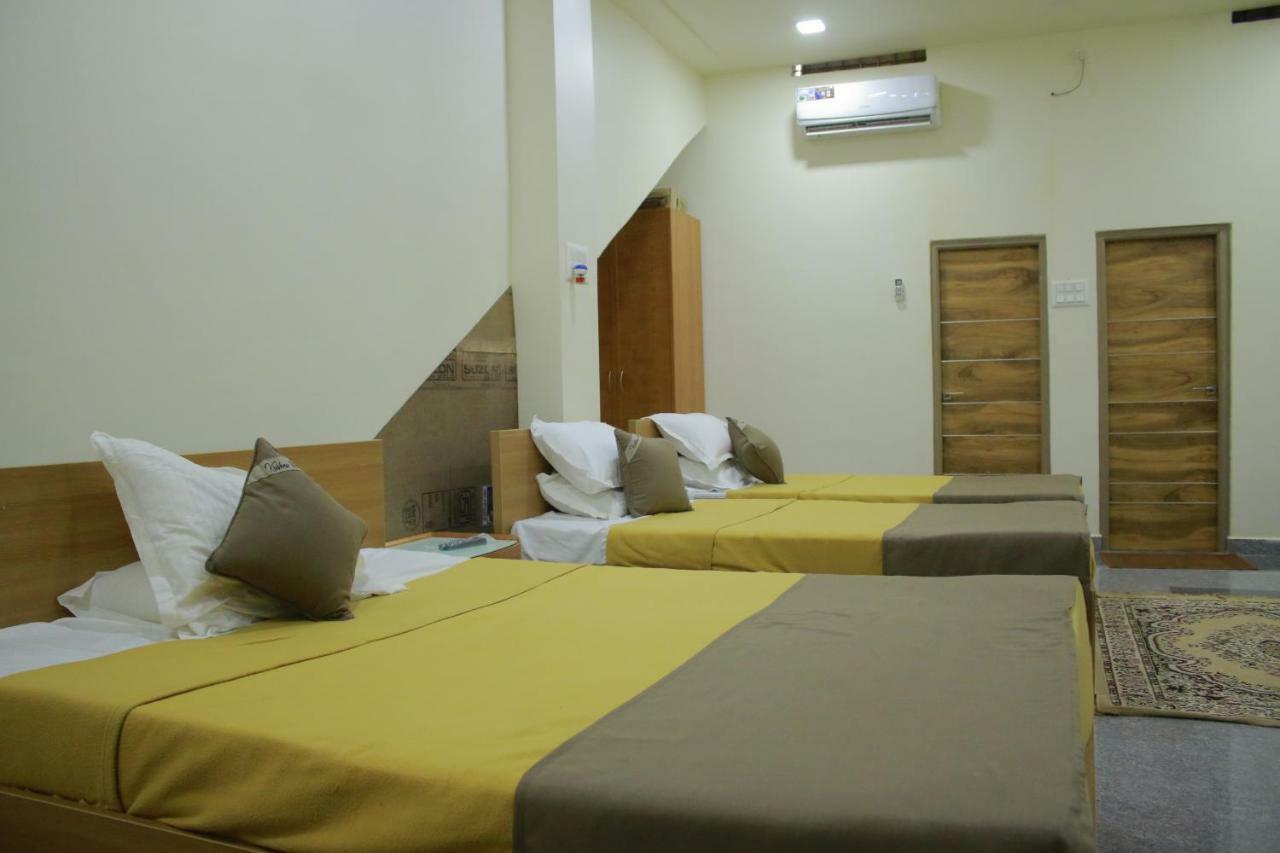 Krishna Villa Badami Exterior photo